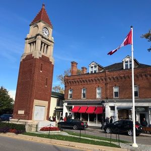 Meet your Posher, Clement